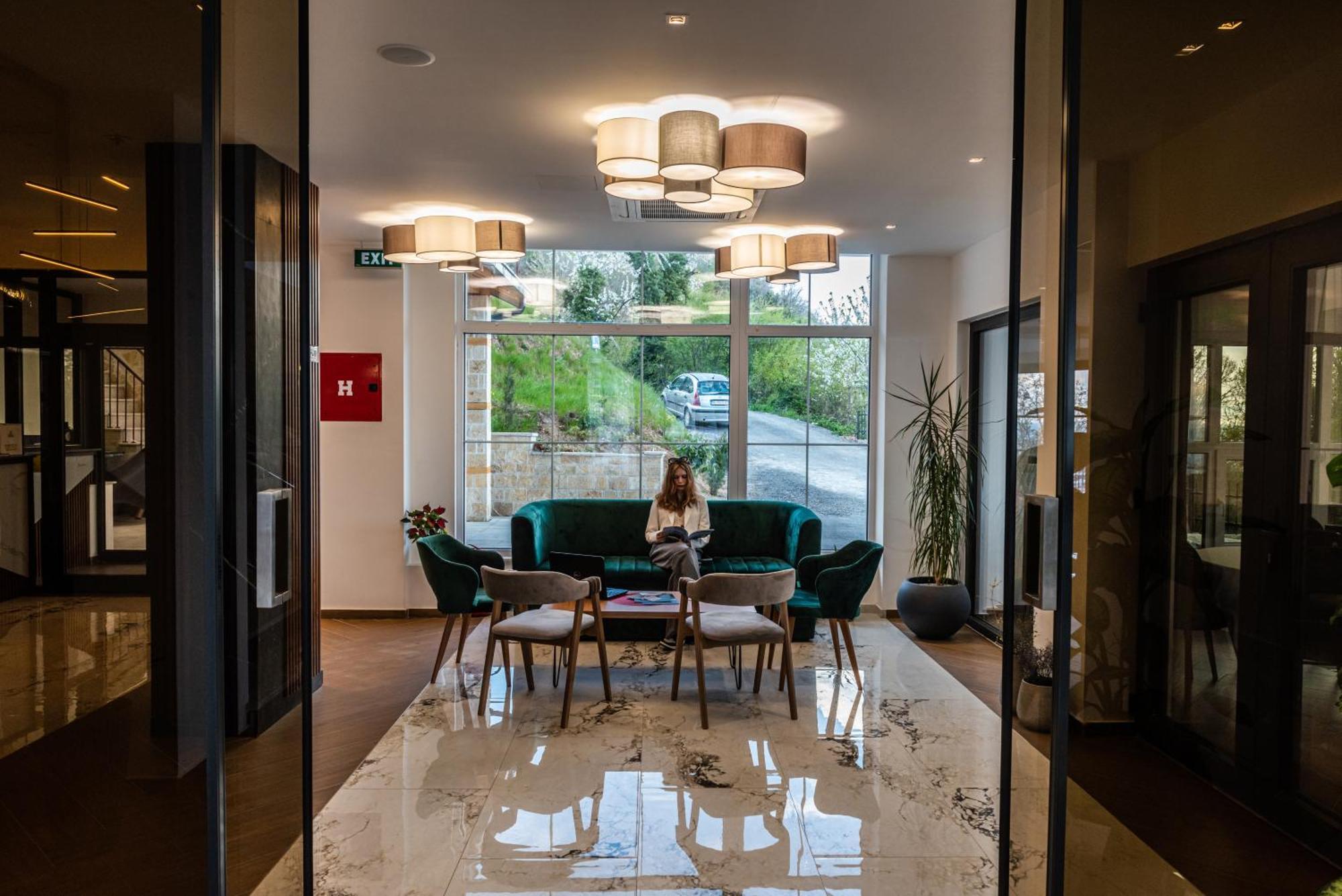 Dishli Hotel & Spa Struga Esterno foto